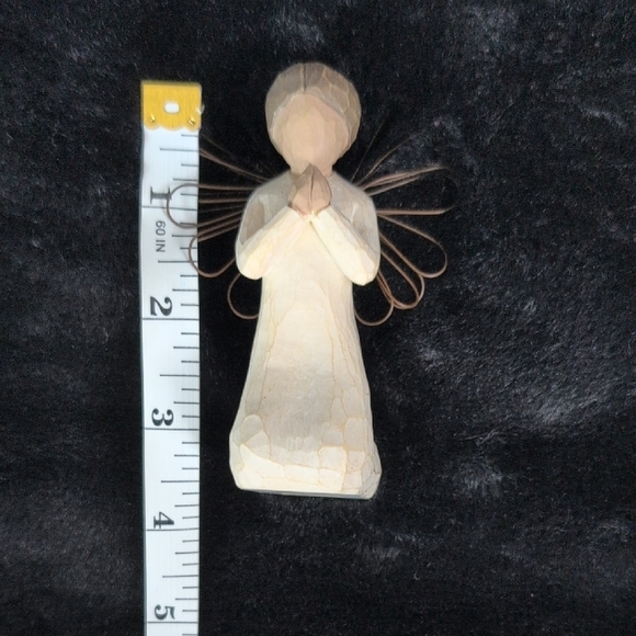 Willow Tree Angel of Prayer Figurine - Picture 6 of 6